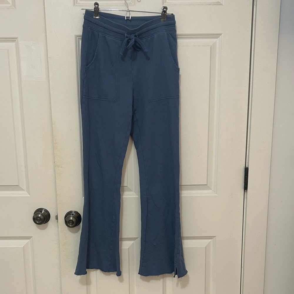 Aerie Fleece Flare Pants Size small blue cotton drawstring pants pockets